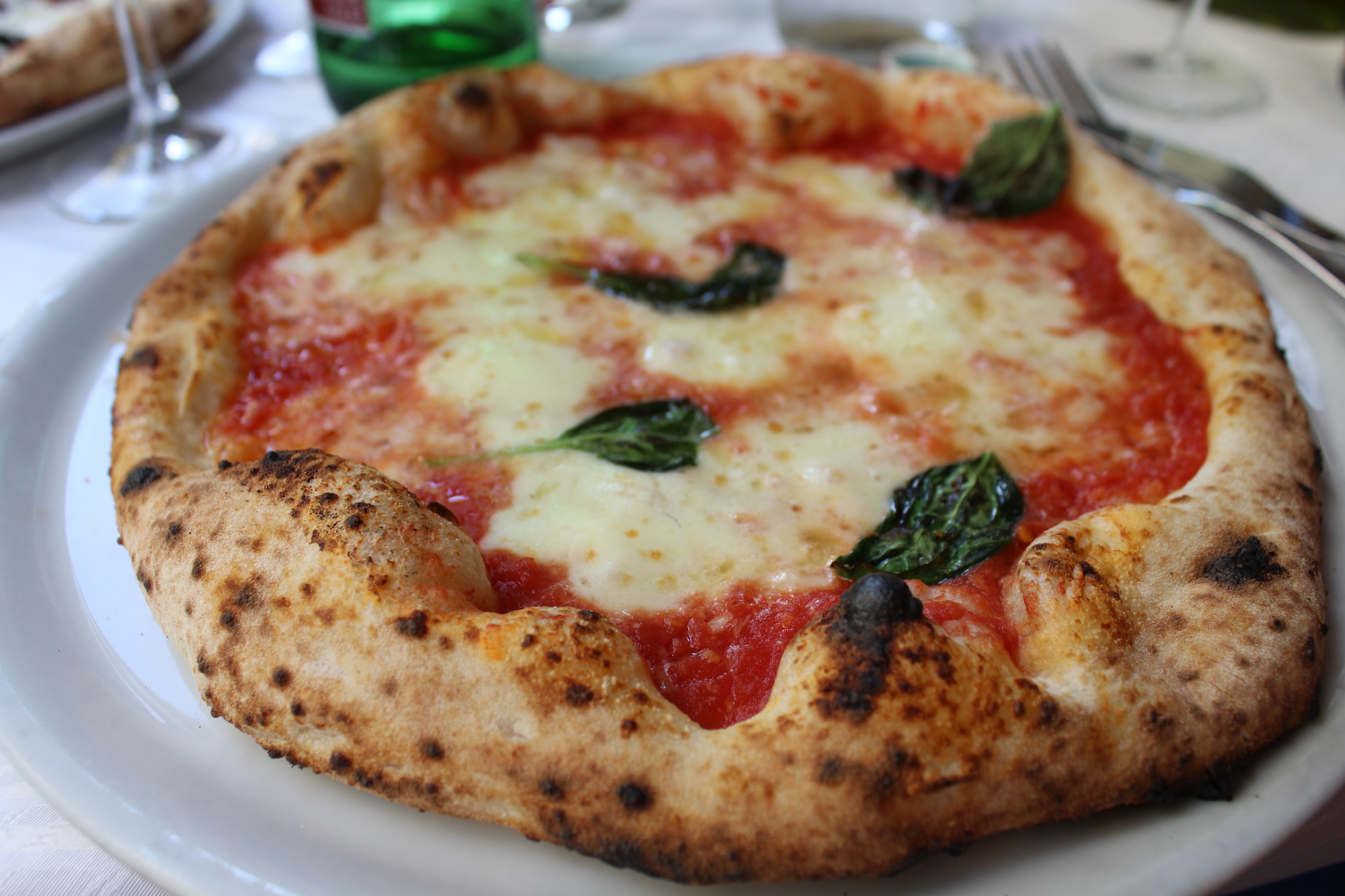 ExperienceSicilyAllisonScolaPizzaOteriNapoli.jpg Experience Sicily